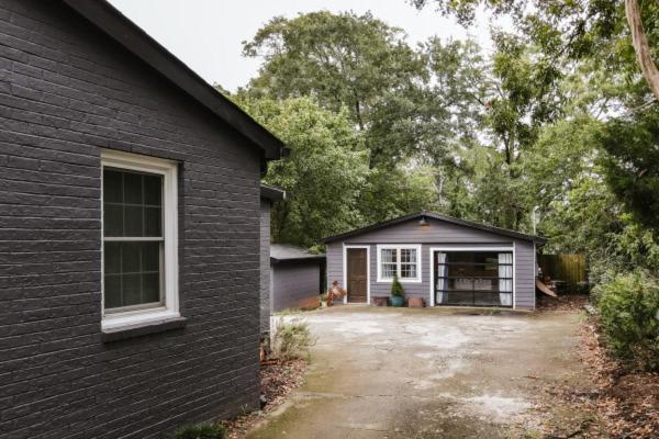 Greenway Garage With Firepit Ferienhaus
